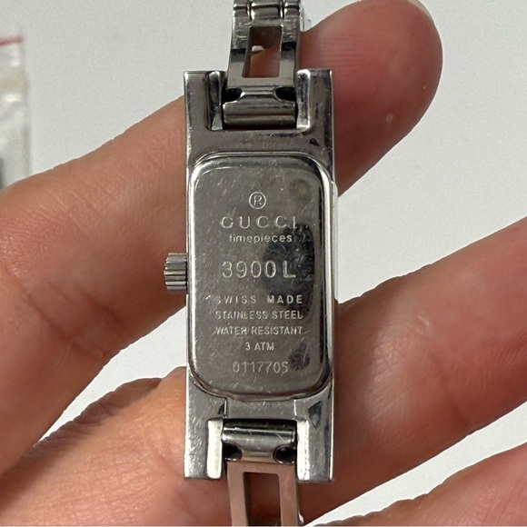 Gucci 3900L vintage watch rectangular & stainless steel bracelet minimalist main image 6